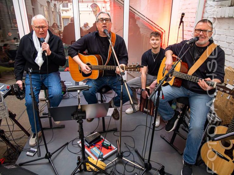 Unpluggers im Capulus