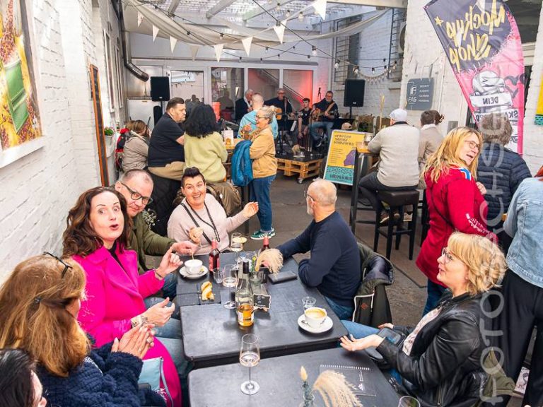 Unpluggers im Capulus