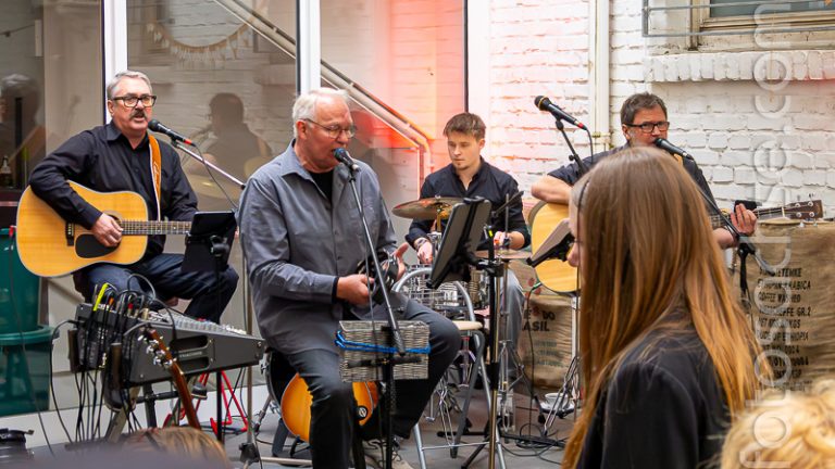 Unpluggers im Capulus